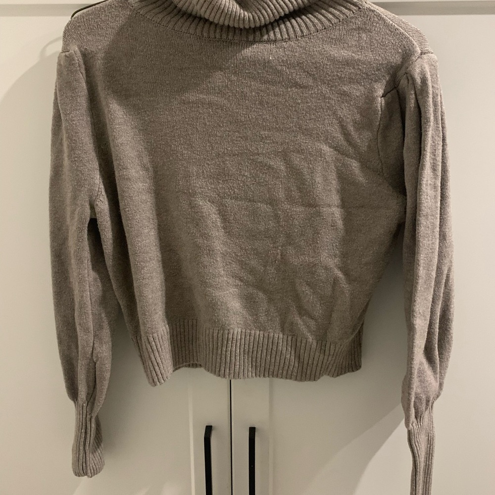 Deluc Turtle Neck Sweater size L